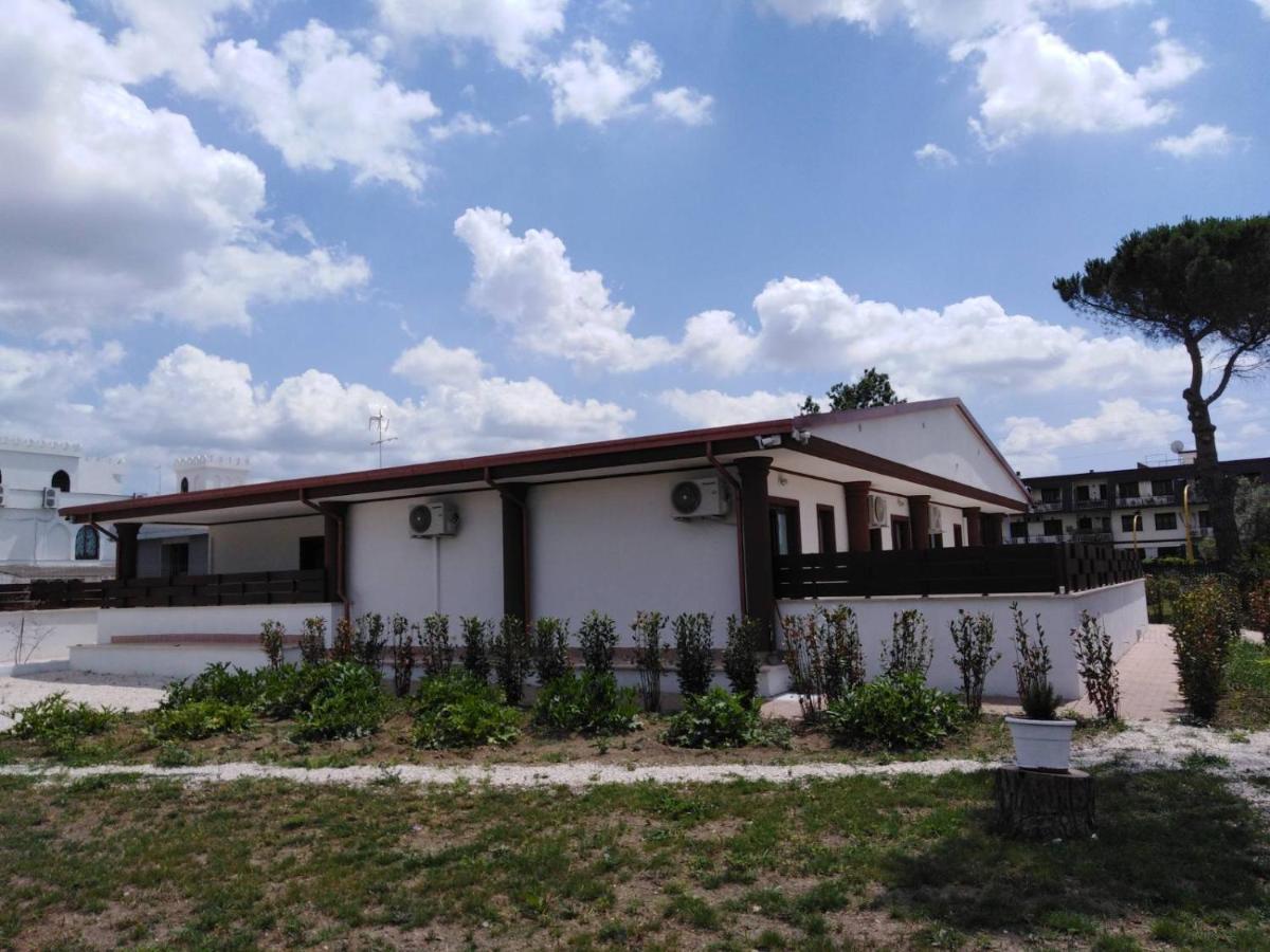 Villa Ivana Rom Exteriör bild
